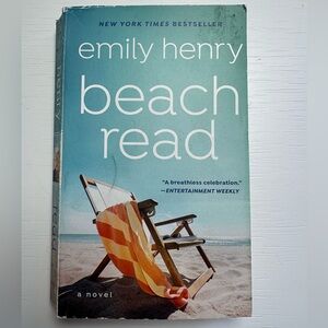 Beach Read By Emily Henry Paperback Novel Book